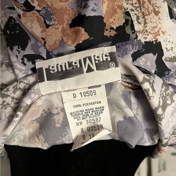 VINTAGE LAURA MAY MARVELOUS BLACK TAN & GRAY FLORAL DESIGN LONG SLEEVE TOP - Picture 7 of 8